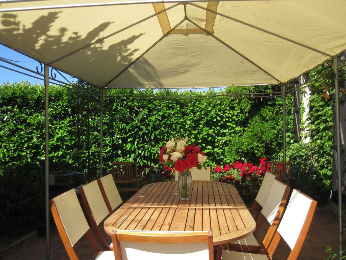 La Ferme Le Merger Bed & Breakfast La Ferte-Gaucher Exterior photo